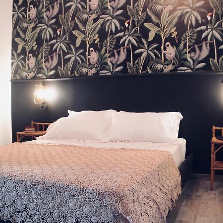 Le Stanze Dello Scirocco Bed & Breakfast Catania Bagian luar foto