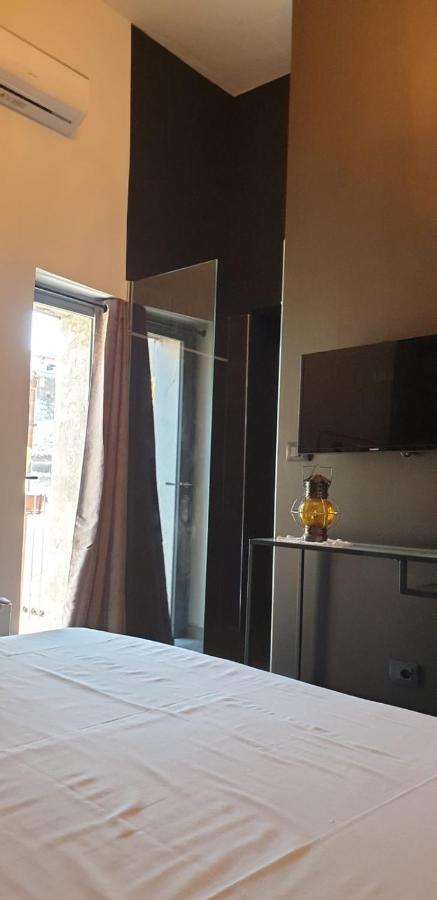 Le Stanze Dello Scirocco Bed & Breakfast Catania Bagian luar foto